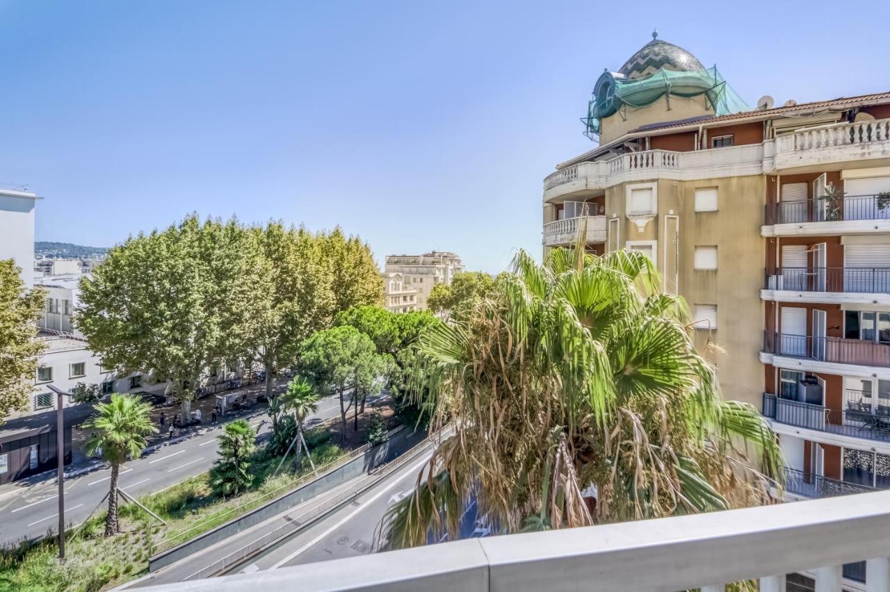 Greeter-Appartement Lumineux Avec Vue Sur La Mer Niza Exterior foto